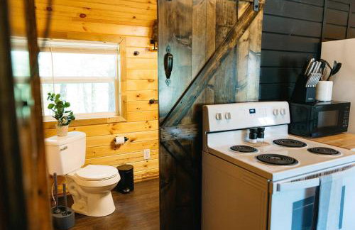 "Lumber Lodge" - Comfy & Woodsy Stay in RRG/Auxier - Foto 26