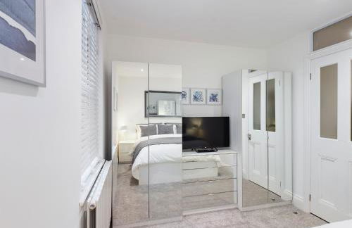 No 3 at Upton Cross House, Chester - Photo 6