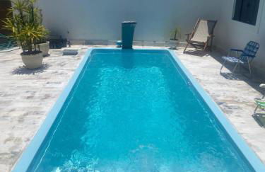 Linda casa em Guaiúba, Guarujá, 2 suites e piscina - Foto 4