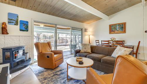 Clear Lake Gem on Canal with Dock Dogs Welcome! - Foto 1