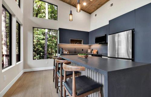 Luxury Mountain Retreat with Hot Tub Near Lake Hartwell & Clemson, SC - Foto 17