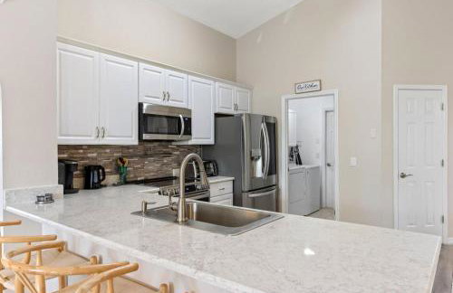 Orlando Family Retreat 4BR, Private Pool and Lake - Foto 8