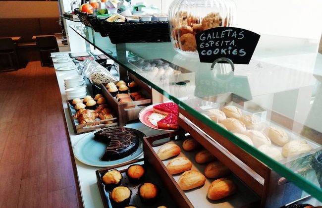 Aparthotel Aura Park Fira Barcelona - Photo 57