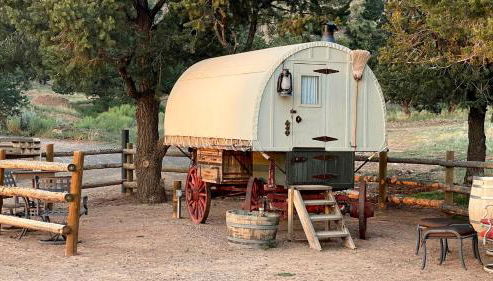 Shepherds Camp Wagon Near Capitol Reef National Park - Foto 5