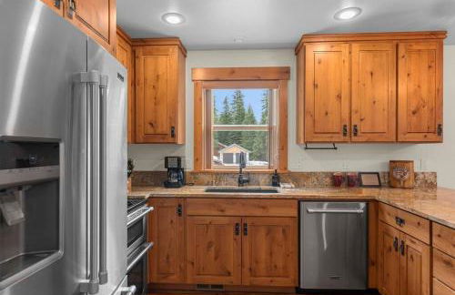 River's Bend Lodge - Hot Tub, Fire Pit, Games & Ski - Foto 26