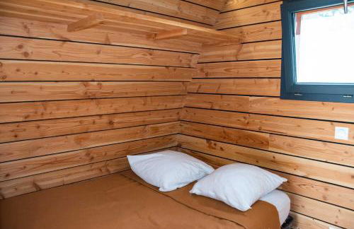 Gîte Pigne 2/4 pers. - Camping Les Berges du Bramont - Foto 8