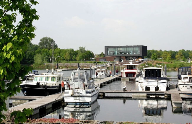 Villa on a Beautiful Resort With Sauna and View - Foto 41