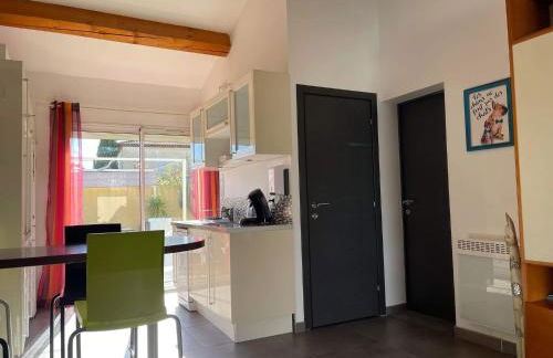 Maison F2, neuve au calme avec jardinet - Foto 5