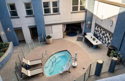 Luxury 2 Bedrooms 2 Bathrooms With Pool and Gym - Foto 18