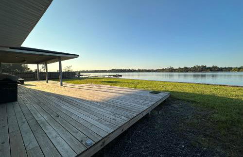 Trout River Oasis - Foto 1