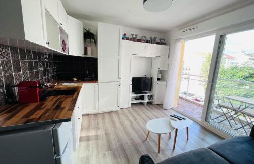 Studio terrasse et parking privé - Foto 1