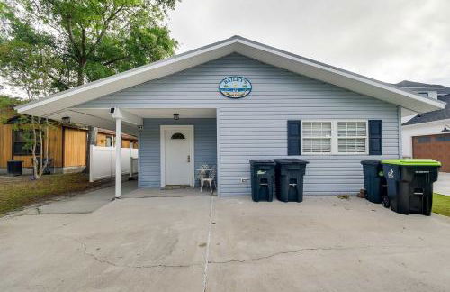 Walk to Atlantic Beach Family Gem with Fenced Yard - Foto 5