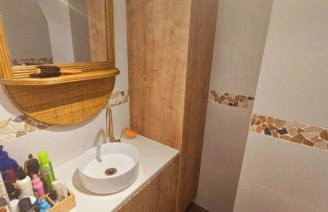 Bask in Beach Luxury! - Photo 17