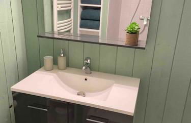 Vaste Appartement Rénové - Centre Ville - Foto 3