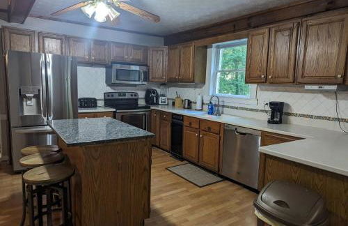 Cozy Cabin in Woods - Foto 21