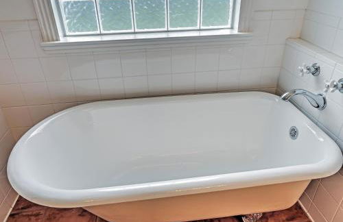 Quaint Austin Home with Yard about 5 Mi to Downtown! - Photo 19