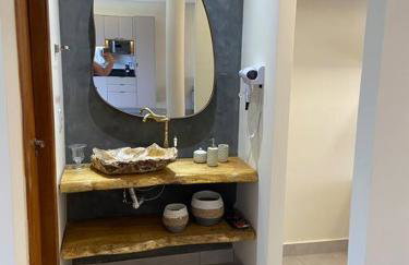 Bangalô com piscina e privacidade a 6 km do centro - Foto 7