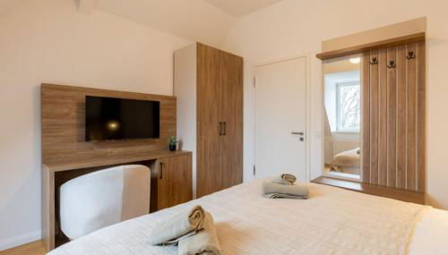 Modern Kudamm Luxury Home with 2 kitches - Foto 4, towels, wardrobe