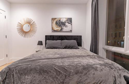 Modern City Hideaway with 1BR & Balcony - Foto 3