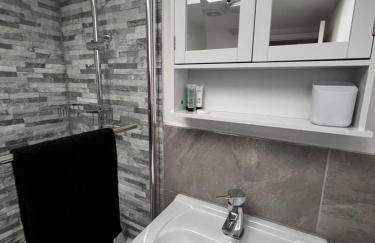 Ty Daisy, Gilwern - Foto 12