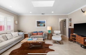 Chic Venice Beach Bungalow Steps from the Canals & Beach - Foto 6