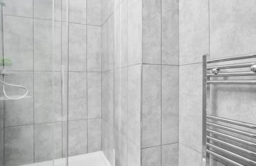 Modern Apartment - Street Parking - Wi-Fi Netflix 49AGH - Foto 25