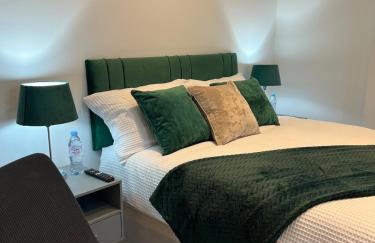 Charming Apartment in West Ealing, 12 Mins to Central London by Train, Free Parking, 8-Min Walk to Station - Foto 22