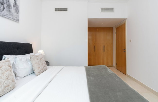 Lux BnB I Turia Tower I Lake & Garden View - Foto 11