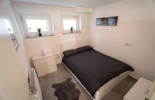 Wohlfühloase - Moderne Ferienwohnung mit großem eingezäuntem Garten in Alleinlage an Feld & Wald, Natur pur trifft auf Komfort, Wellness und gute Erholung - Foto 33