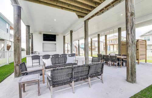 Walk to Beach Galveston Gem with Pool Access - Foto 2