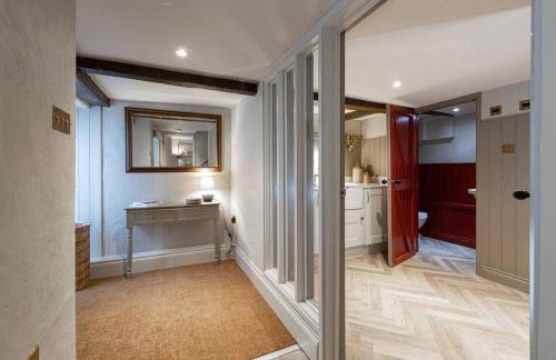 Farriers Cottage-Tranquil Haven, Central Location! - Photo 13