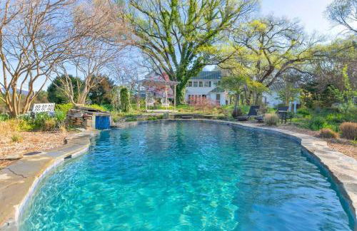 Huge Farmhouse with Heated Pool for Vacations and Retreats - Foto 7