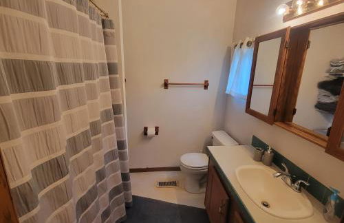 Camp Not Found - 3 Queen Bedrooms by the lake - Foto 4