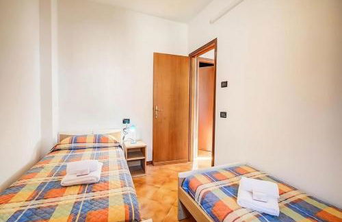 Esclusiva Vista Lago con Piscina e Parcheggio -Salò- - Foto 4