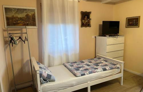 2 Zi Ferienwohnung mit schöner Aussicht und mit Balkon bis zu 5 Personen in Loßburg, Schwarzwald - Foto 4