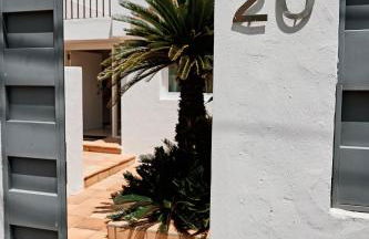 Charming Patio Villa With Private Pool - 6BR - In The Heart of Playa den Bossa - Walk To Ushuaïa, Hi & The Beach! - Photo 8