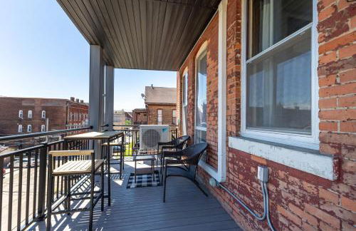 Masterpiece on Main 2 - Foto 1