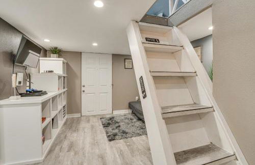 Family Home with Private Pool 24 Mi to Disney! - Foto 10