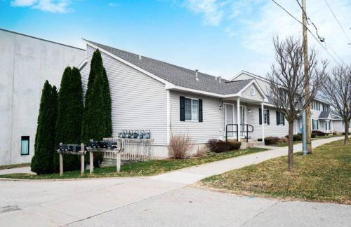 Japandi, 3BD Townhome Near Downtown, Beach and Wineries - Foto 48