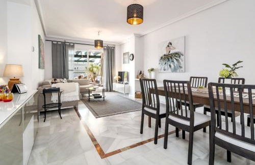 LCR4 - Large 3-Bedroom Apartment Near Beach - Foto 25