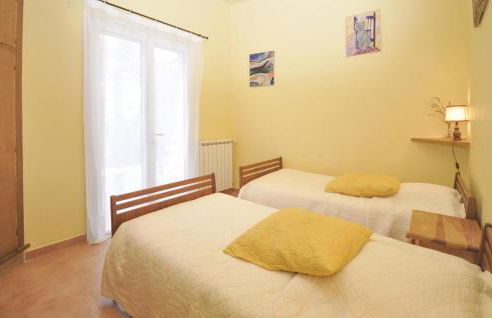 Lovely Home In Spéracèdes With Wifi - Foto 8