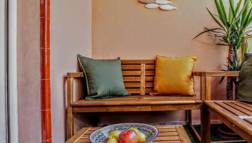 Blue Marine Home - Parking, Pool, AC, WiFi - Photo 5