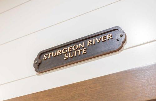 TreeTops Ayframe, Supersized AFrame on the River with Hot Tub - Foto 36