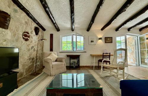 Charming cottage, pool & garden by Guincho beach - Foto 8