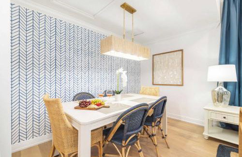 Designer condo w oceanfront & walk to Worth Ave - Photo 11