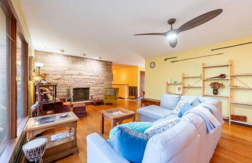 Spacious 4BR Home with BBQ Yard Near Golf Course - Foto 9