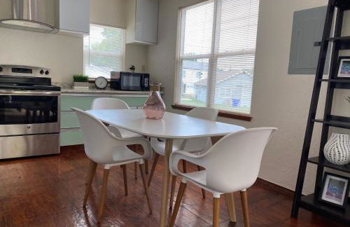 OU-Walk to Campus , Downtown ; Designer Studio - Foto 21