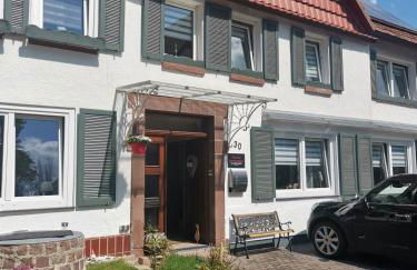 Zimmerflair Waldecker Land - Foto 27