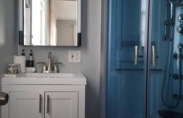 Lux Family Xcape with HotTub Fireplace Deck BBQ - Foto 11