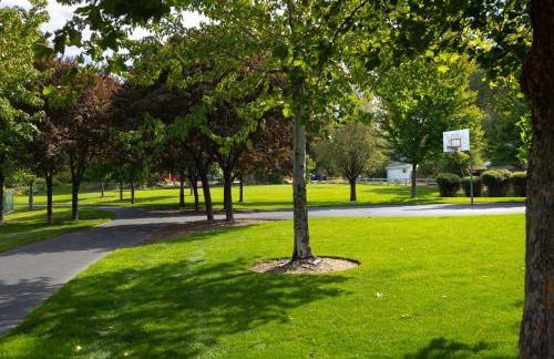 10min to Downtown Bend - Chic 2BDR - Photo 16